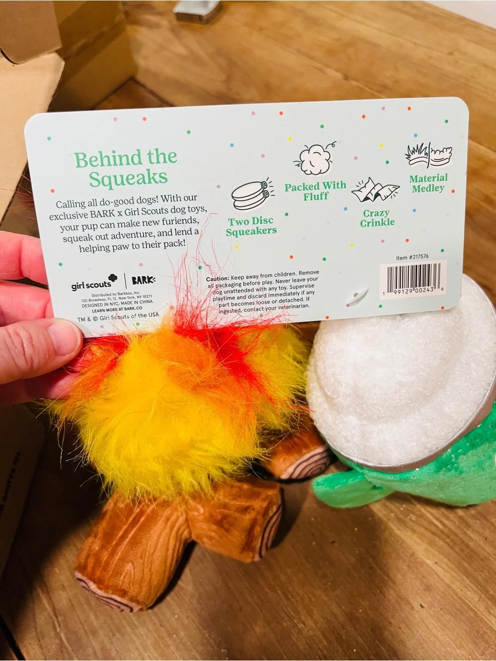 NWT BarkBox x Girl Scouts Campfire Tails Set